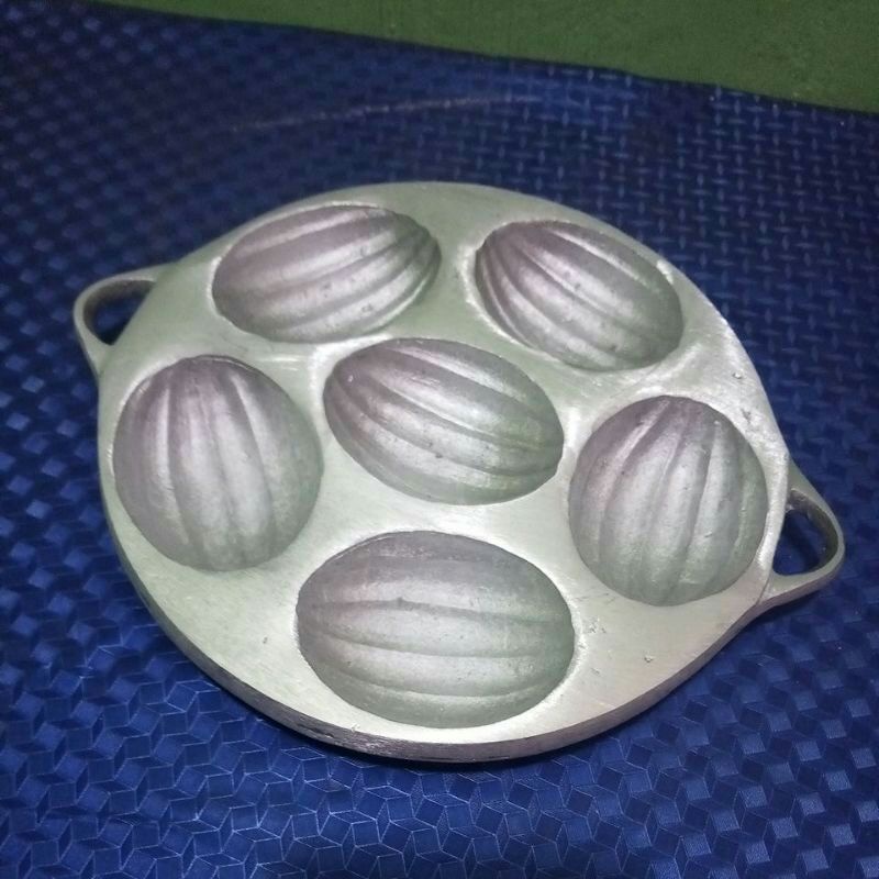 

CetakanKueBoluKueKeringIsi6