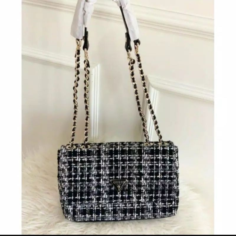 Tas Rajut Guess