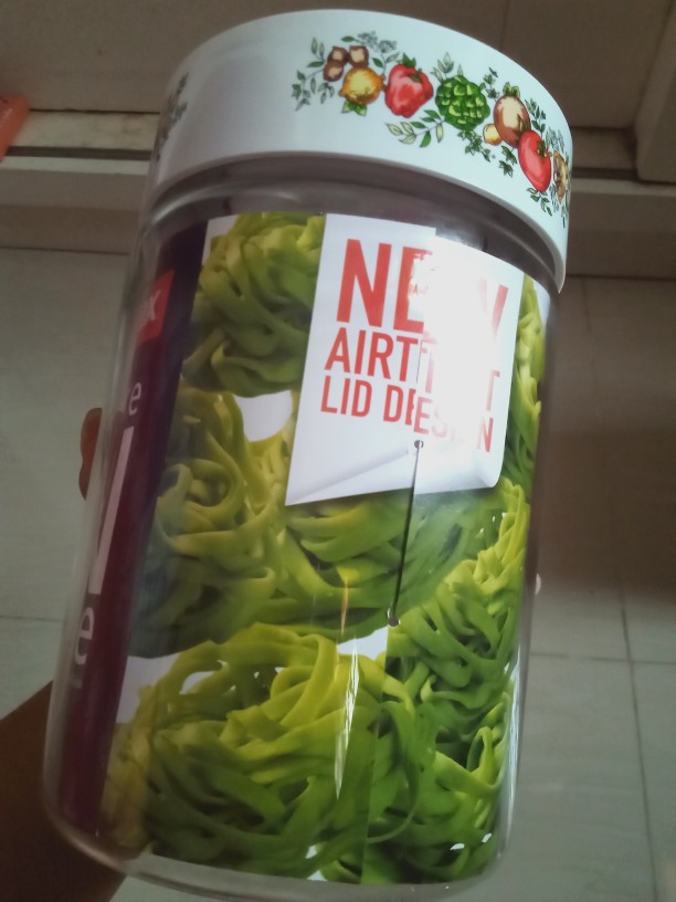 Toples Pyrex Store N See 1.5l