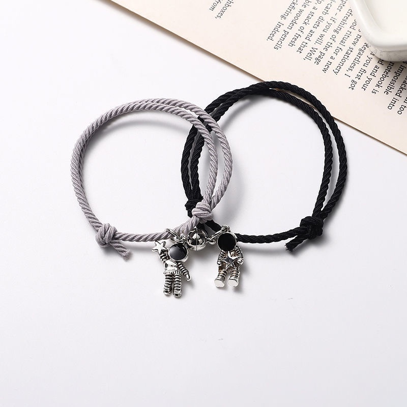 Gelang Couple Magnet Pelangi/Spaceman/Cinta Imut Mode Korea-11#cosmonaut