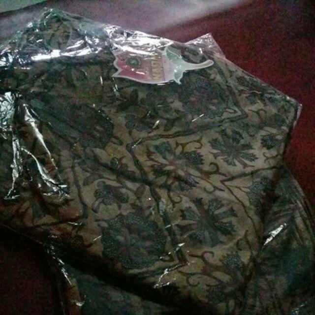 Batik Edo - Couple Tunik Sogan Serut Genes Apsari Coklat Batik Modern Midi Sarimbit Kerja Seragam