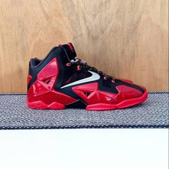 lebron 11 heat