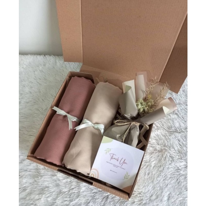 

HAMPERS KADO/GIFTBOX/ULANGTAHUN/BOXKADO/GIFTHADIAHH
