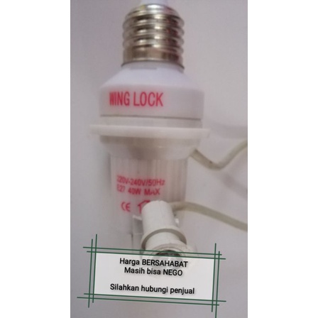 Fitting lampu otomatis