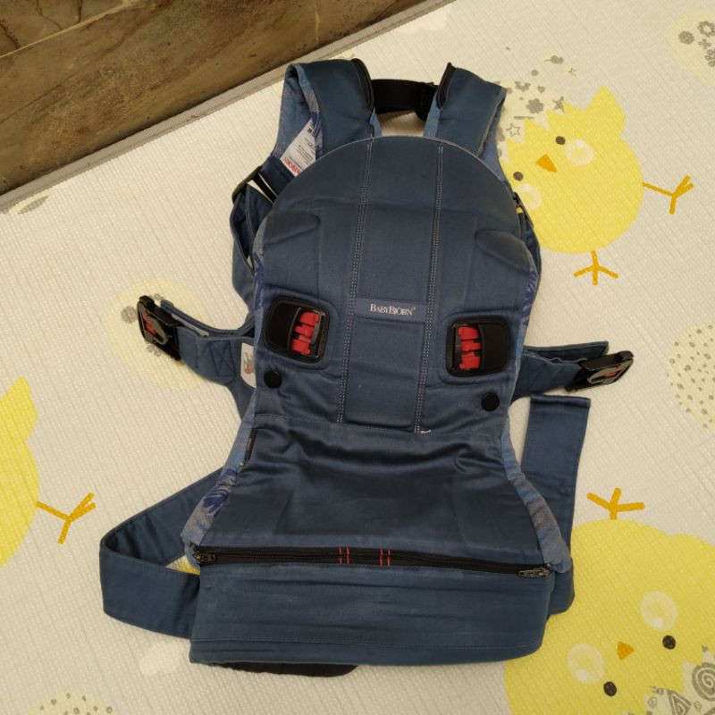 Preloved Babybjorn baby Carrier One Midnight Blue Leaf