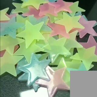 Isi 100 pcs hiasan kamar  bintang glow  in the dark  hiasan 