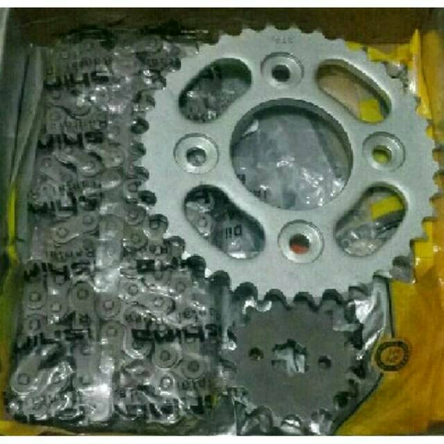 Gir Set Rantai Motor Revo Absolute