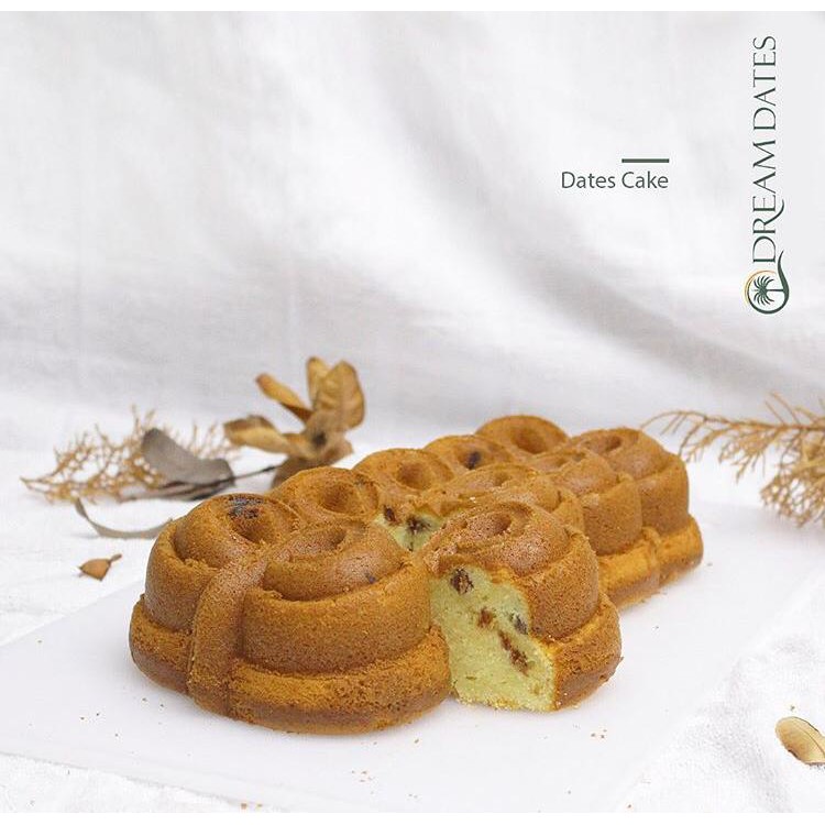 

Dates Cake