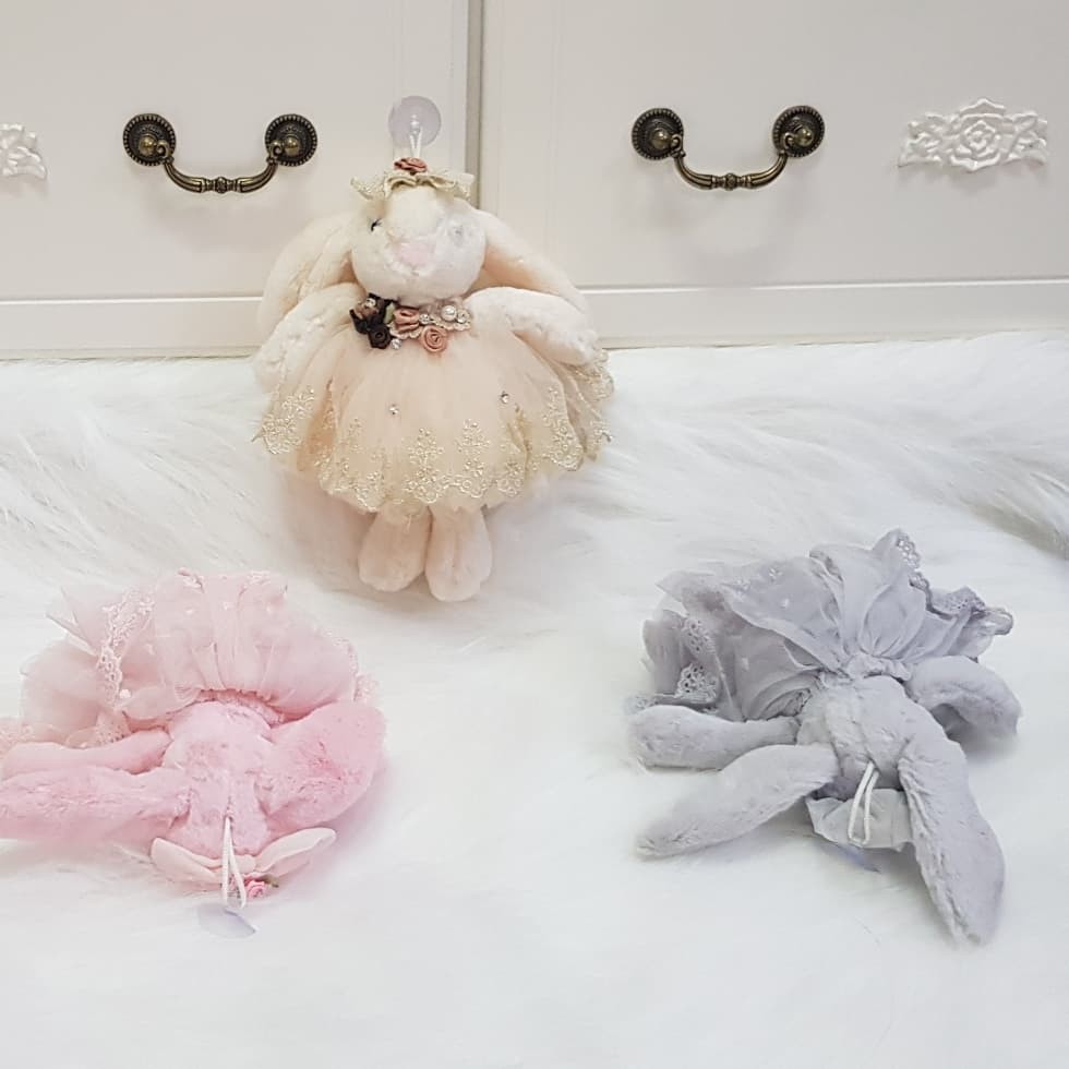 bunny bridesmaid doll bagcharm /boneka / pajangan kamar