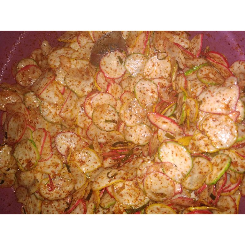

KERIPIK SEBLAK GURIH DAUN JERUK