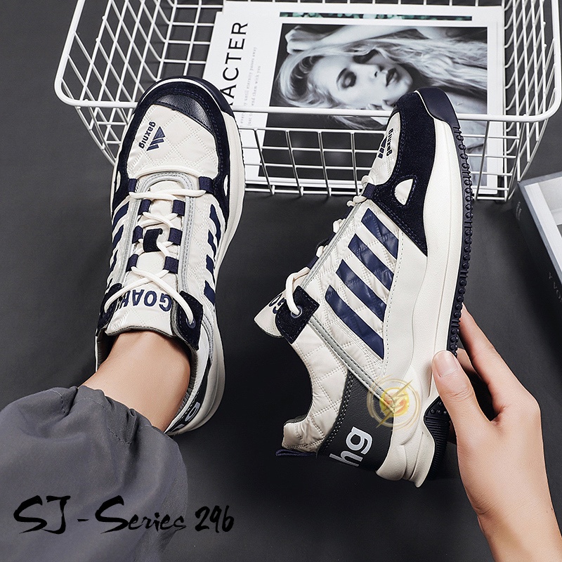 [JWALK] Sepatu Pria Sneakers Bertali Trendy untuk Hangout Kualitas Import Premium -296 PUTIH