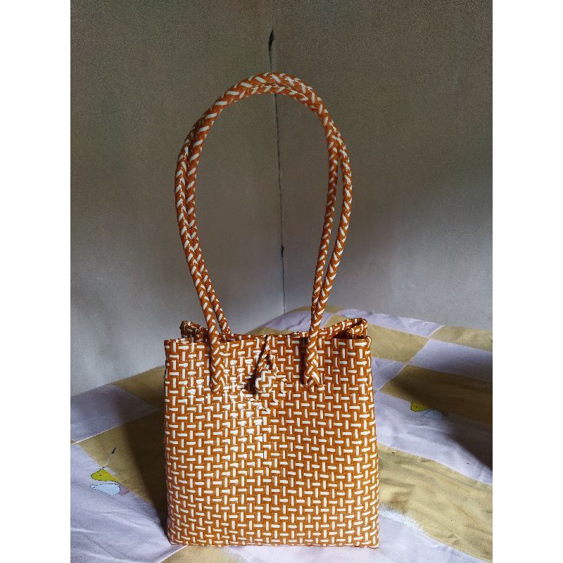 Tas Anyaman Plastik Mini Unyil – Souvenir Unik Hajatan - Custom Warna/Desain