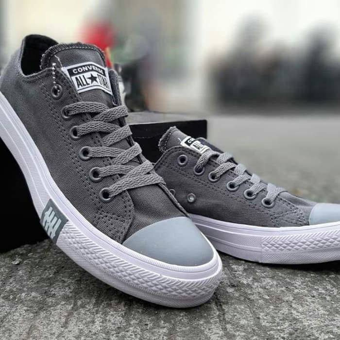 SEPATU CONVERS95 ALLSTAR UNDEFEATED CHUCK TAYLOR CT 2 ALLSTAR PETIR ABU