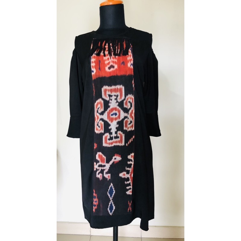 Dress Tenun Sumba