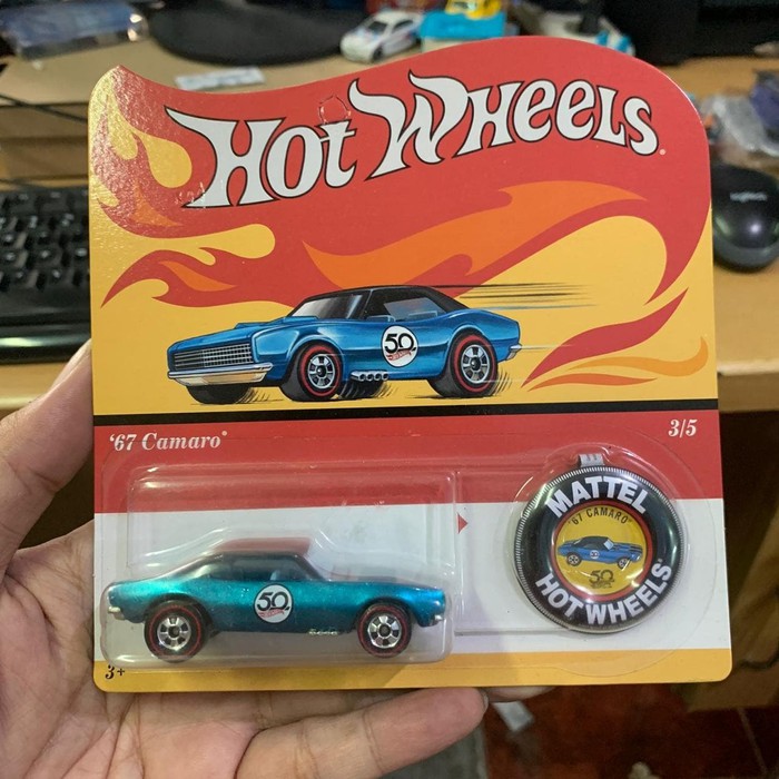 Hot Wheels 67 Camaro with Mattel Pin