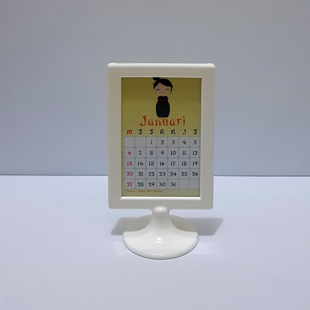 

2019 Frame Calendar Kokeshi 1