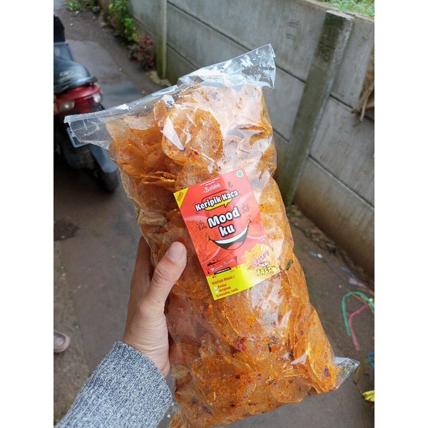 

keripik kaca daun jeruk Netto 500 gram