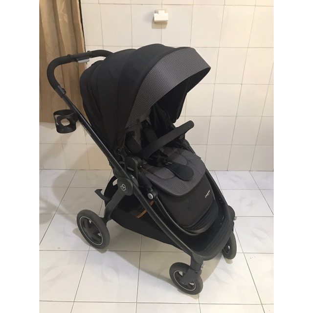 maxi cosi adorra stroller nomad green