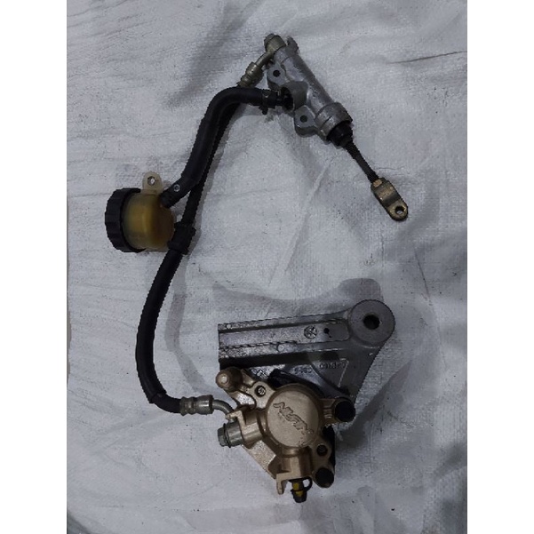 master kaliper set cakram belakang shogun 125 nr rr axelo original