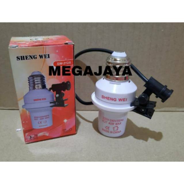 fitting sensor otomatis cahaya