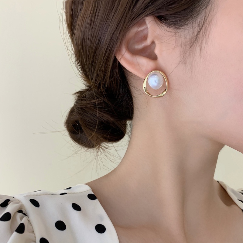 Anting Stud Desain Geometri Aksen Mutiara Gaya Korea Untuk Wanita