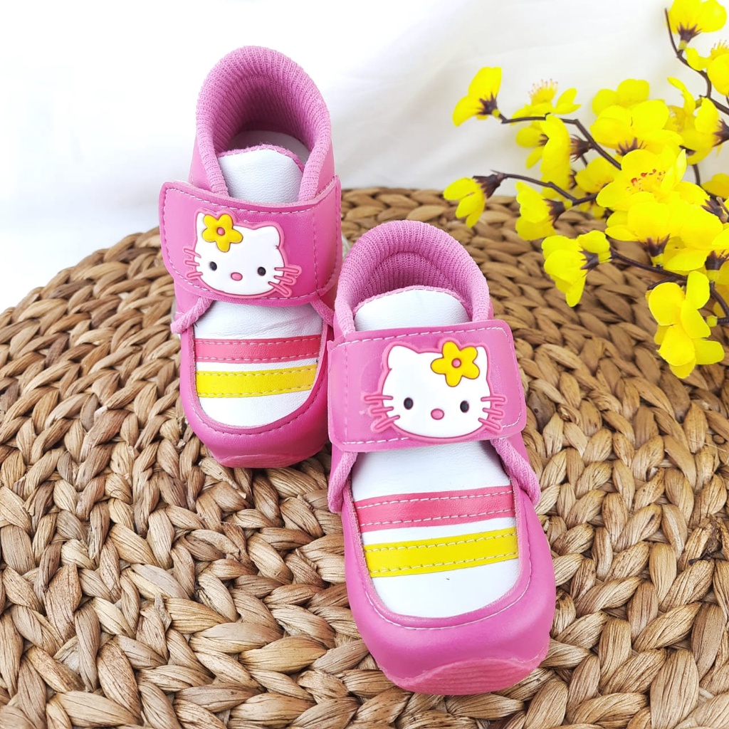 mandirishoesstore-SEPATU SNEAKER ANAK PEREMPUAN KARAKTER KUCING 1 2 3 TAHUN GARIS CAY33