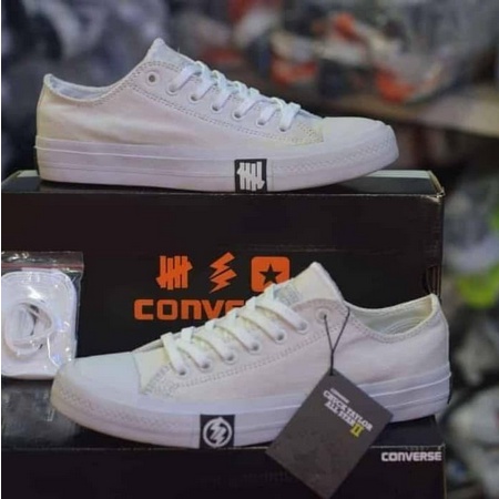 Sepatu Sneakers Distro Pria Wanita Converse All Star Undefeated Petir Tinggi Hitam Putih COD