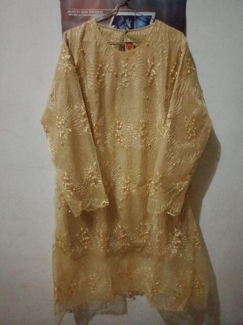 Ratu Shofia Couple Brokat Tile Ld100cm