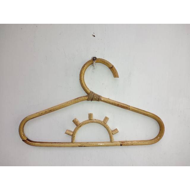 Hanger anak rotan rainbow unik murah gantungan baju Hanger anak rotan rainbow unik murah gantungan baju