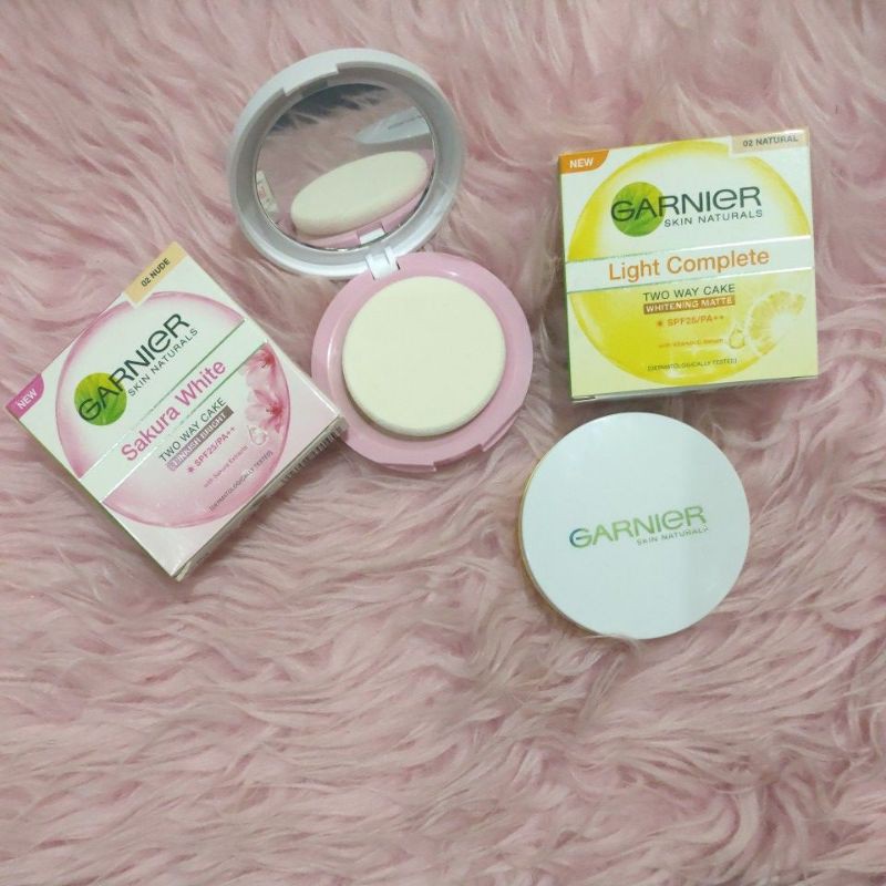Garnier Sakura dan Light Complete