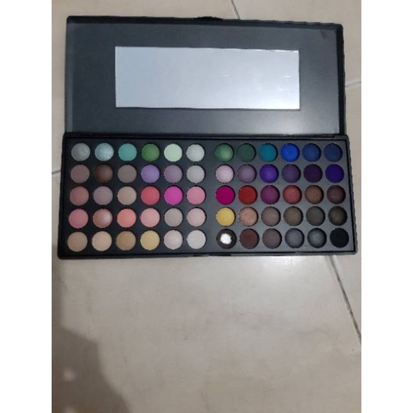 preloved bh cosmetics eyeshadow palette