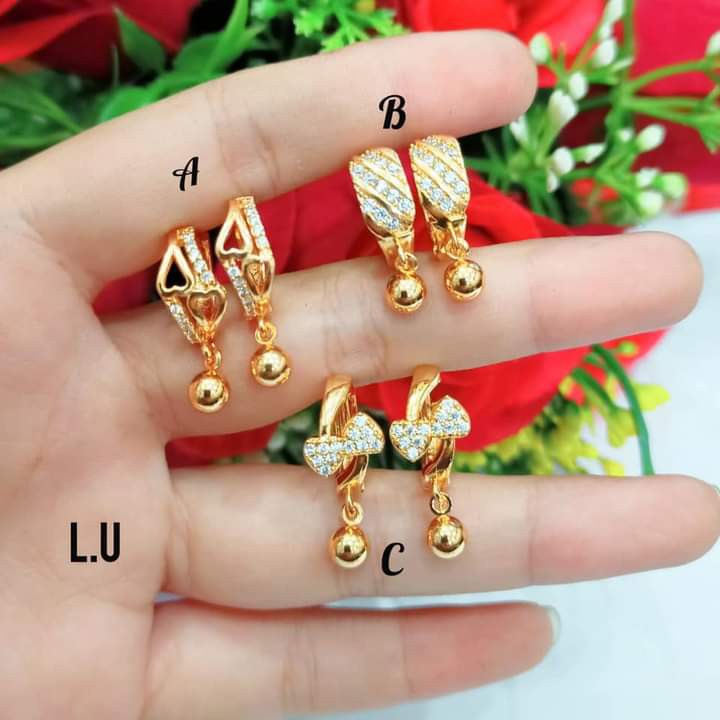 Anting TITANIUM Jepit Dewasa Permata Zircon Gold dan Silver perhiasan Wanita (COD)