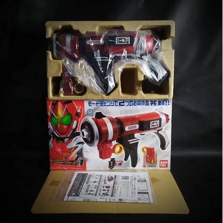 DX Kamen Rider Fourze Meteor Nadeshiko Hee-Hack Gun Fire States Astro Switch BANDAI