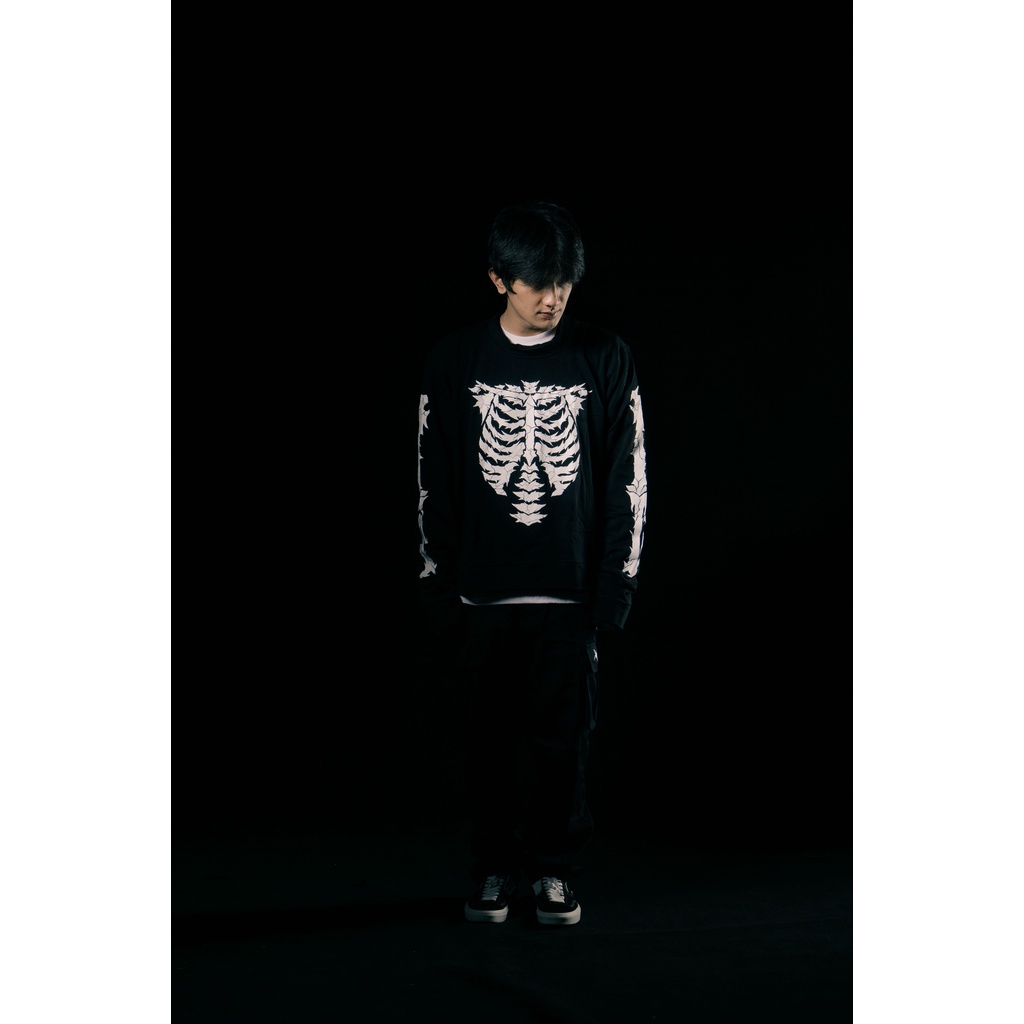 CROP CREWNECK OVERSIZE UNFINISHED | SKELETONS | BLACK | YIKESALLDAY (50PCSONLY)