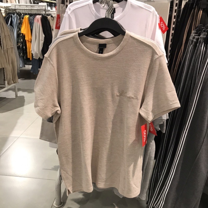 H&M - T-Shirt / Kaos Original