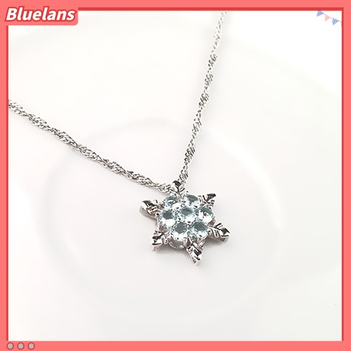 Bluelans Kalung Choker Rantai Pendek Dengan Liontin Snowflake Aksen Berlian Imitasi Untuk Wanita