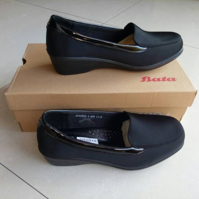 Sepatu formal wanita wedges  3,5cm bahan sintetis bata comfit original.