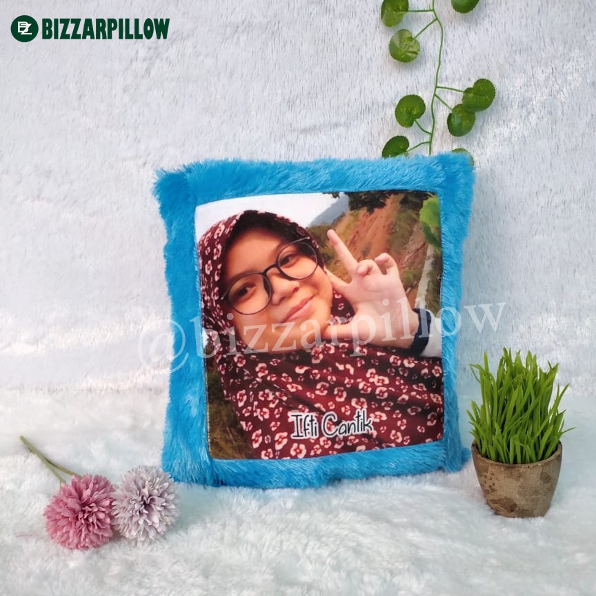 Bizzarpillow  Bantal Foto Custom Bulu Rasfur 40x40 cm BZ014