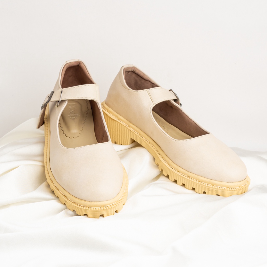 Sepatu Loafers Wanita, Sepatu Docmart Mary Janes, Sepatu Docmart Wanita Fashion Korea, Sepatu Kerja Wanita, Sepatu Kulit Sintetis, Sepatu Flat Wanita TINOCHI Gummy