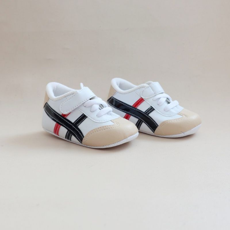 Sepatu Anak Bayi Laki-laki Sporty Black White