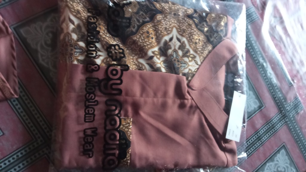 Baju Muslim Gamis Sabiya Batik Couple