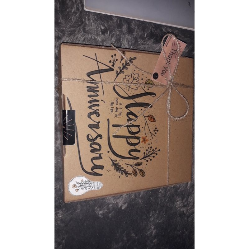 

Box Hampers (22×22×5cm)