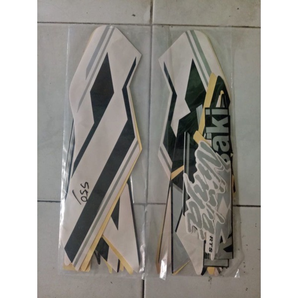striping standar kawasaki ninja 2015 RR putih