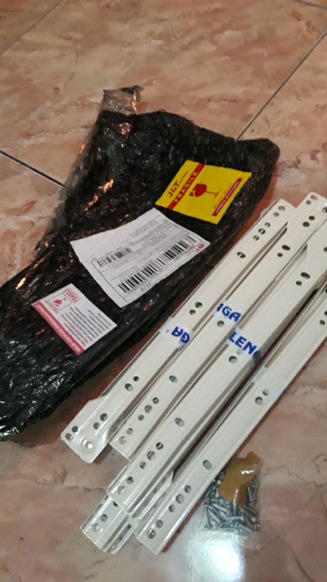 Rel Laci Lenaga By Huben 30 Cm 1 Set (2 Pcs). Biasa Roda Singel Track Putih Free Skrup