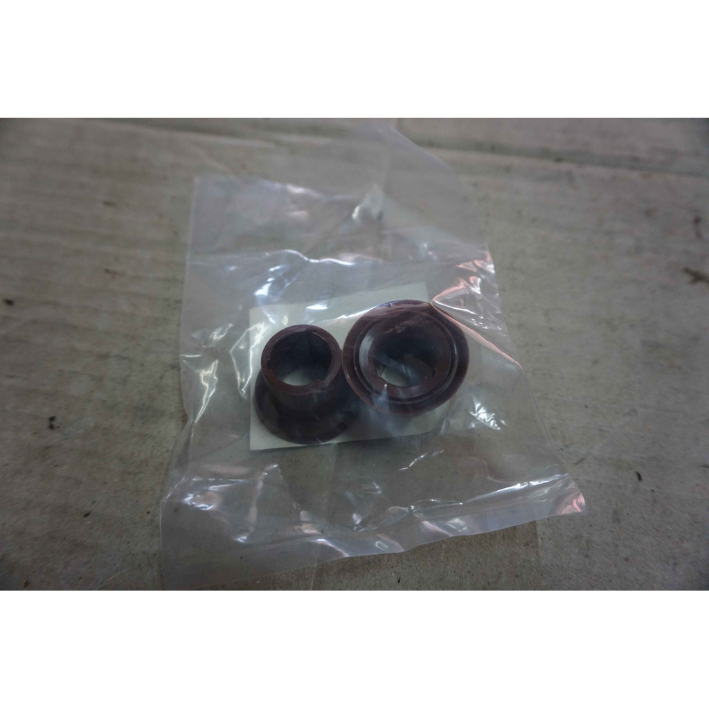 Bushing Bos Idle idler Arm Mitsubishi Colt L300 Diesel