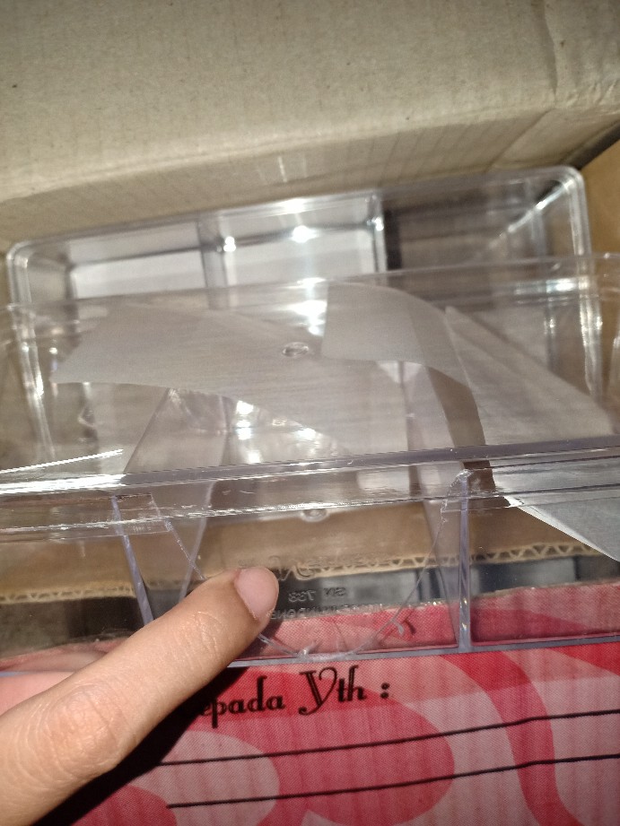 Toples Nuai Persegi Panjang Sekat 3 Nuai Sn 738 (500gr)