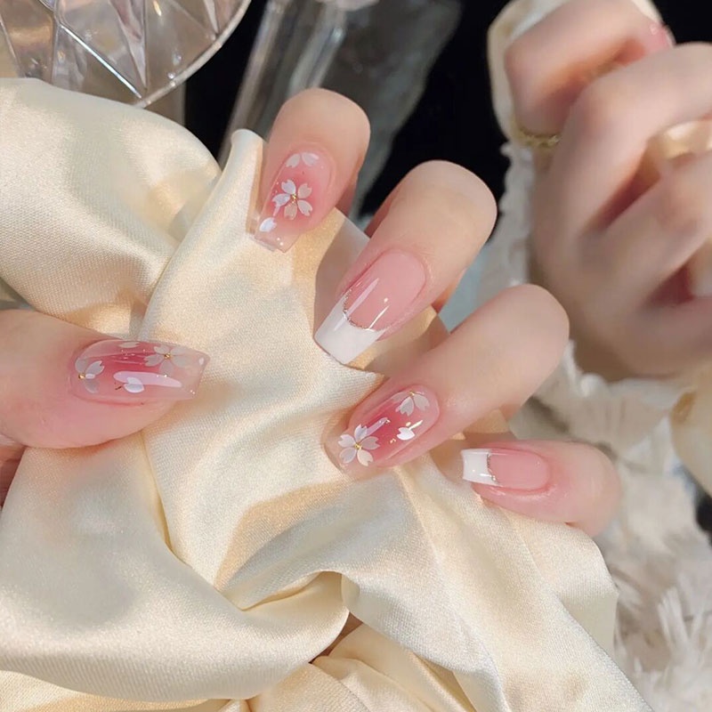 Payet Glitter Bentuk Kelopak Bunga Cherry 3D Warna-Warni Untuk Dekorasi Nail Art