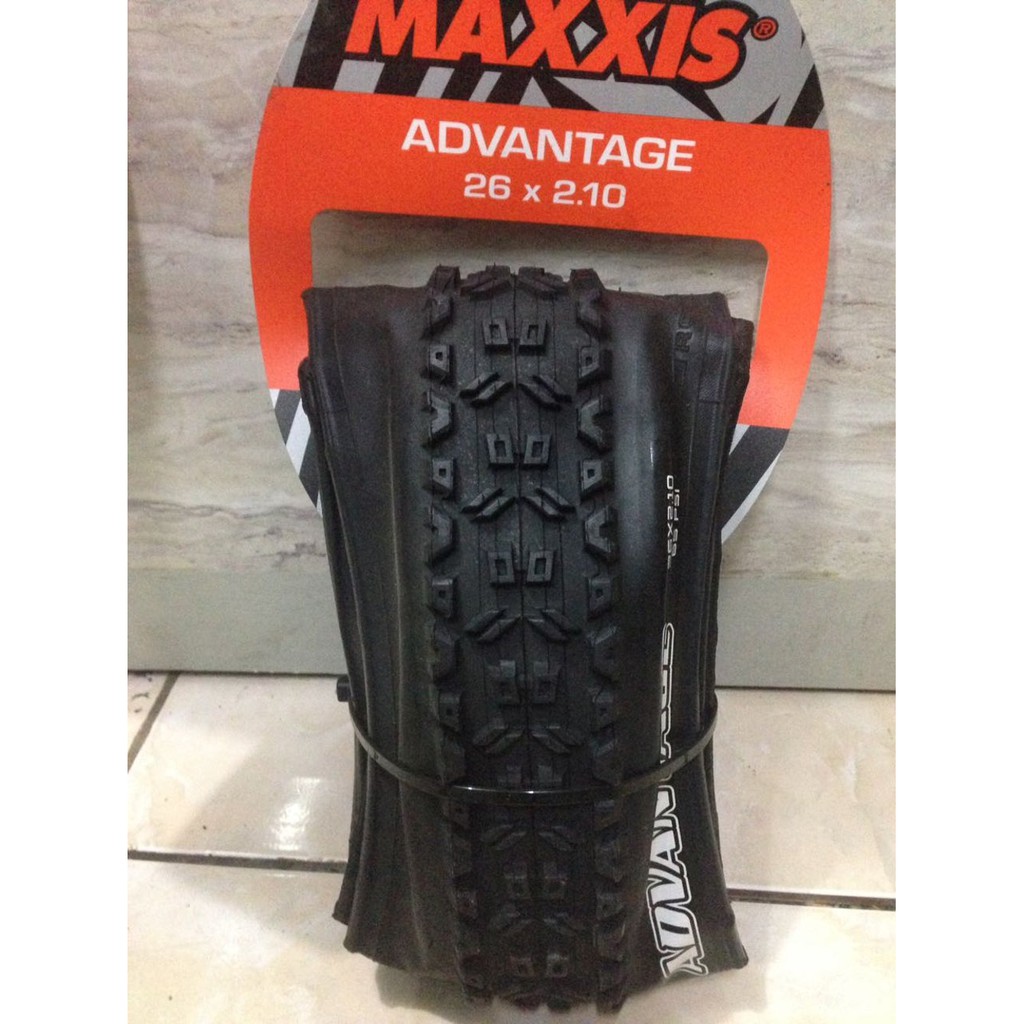 maxxis advantage 26 x 2.1