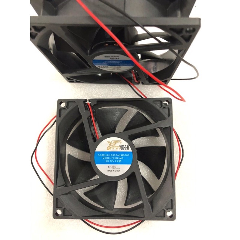 Fan DC 12V 9cm 12 volt 9x9 GB