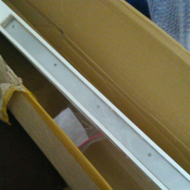 Rak Dinding 1 Pc Uk Panjang 100 Cm Lebar 15 Cm Tebal 4 Cm